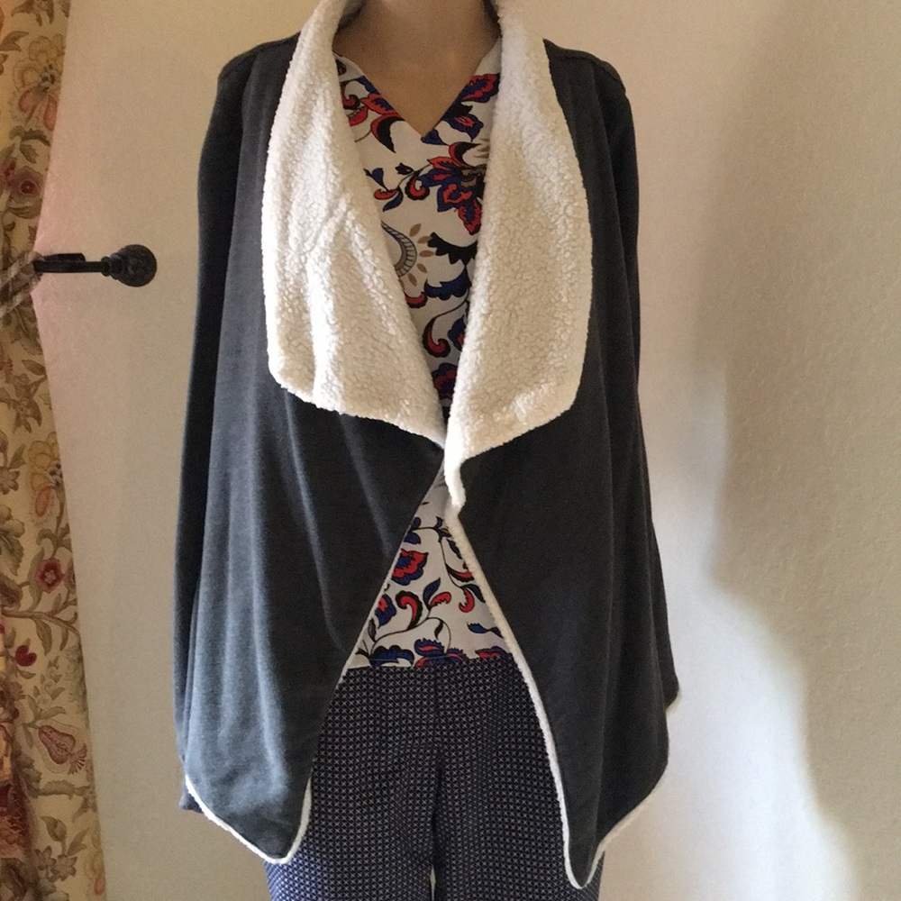Hollister jacket